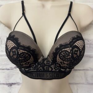 Victoria’s Secret Very Sexy Push Up‎ Bra 32D Black Lace Logo Band Strappy Wired